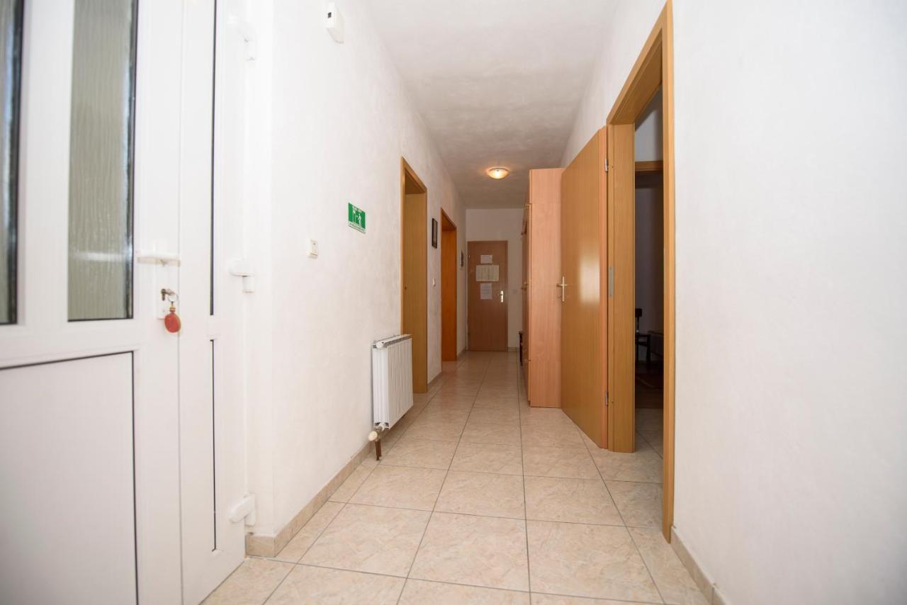 Apartman Mijo - Suhi Potok イェセニツェ エクステリア 写真