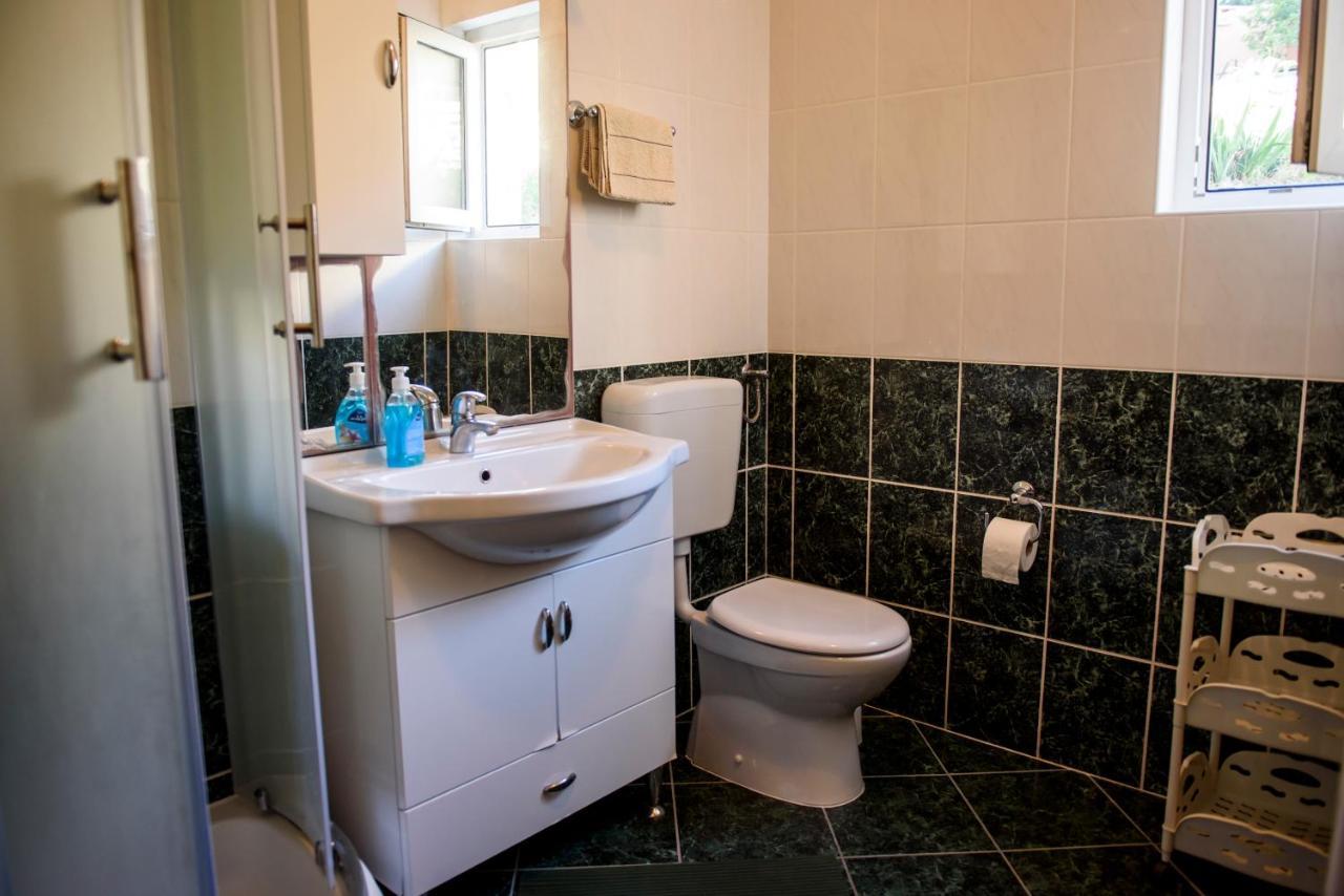 Apartman Mijo - Suhi Potok イェセニツェ エクステリア 写真
