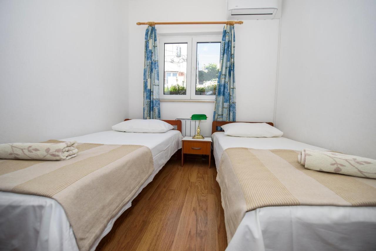 Apartman Mijo - Suhi Potok イェセニツェ エクステリア 写真